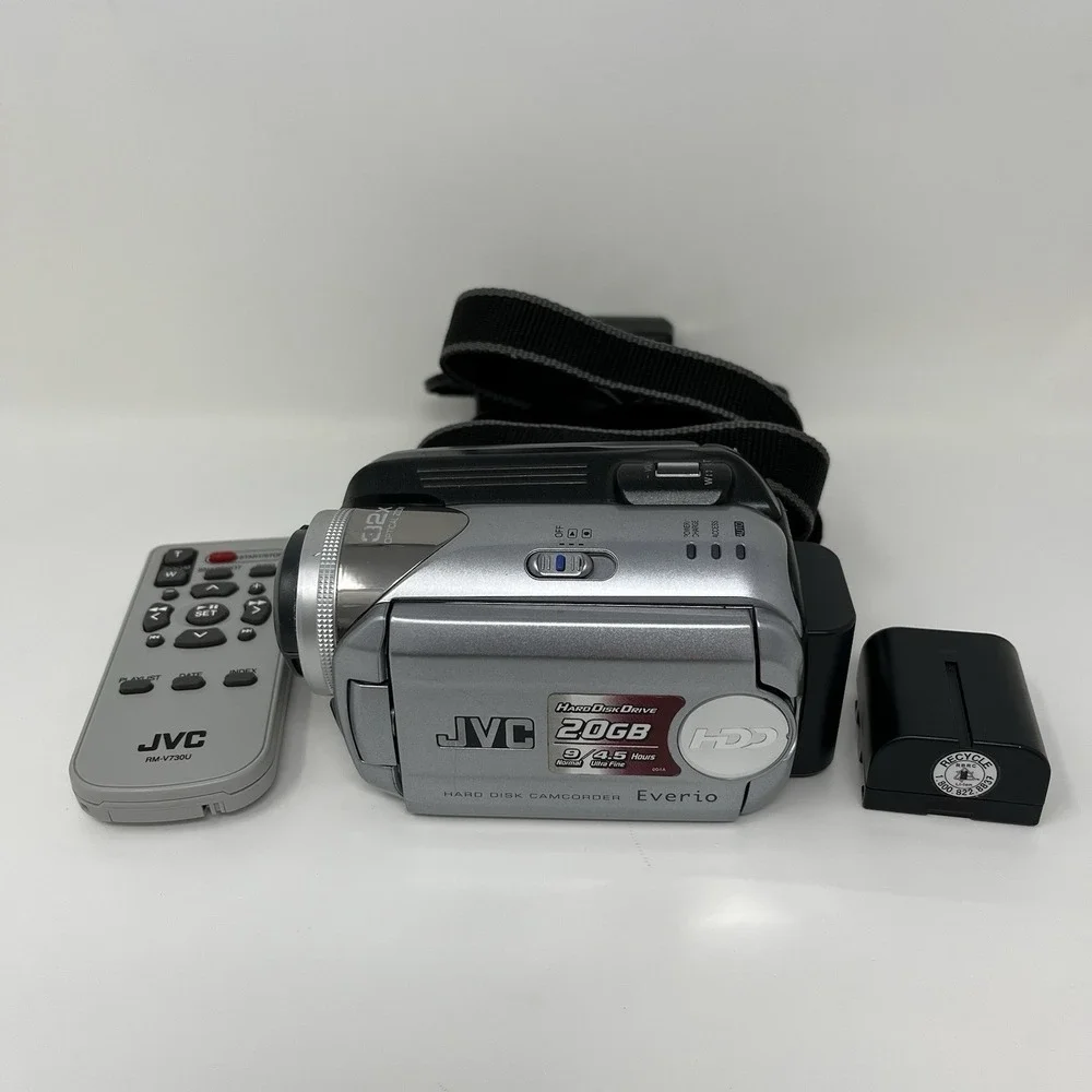 JVC Everio GZ-MG21U 20GB HDD Digital Camcorder Silver 32x Zoom W/ Remote